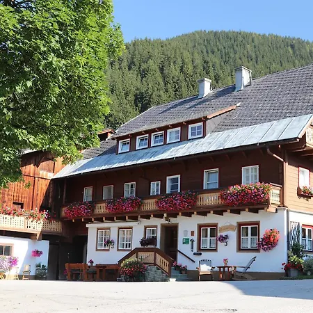 Zeiserhof Bauernhof *