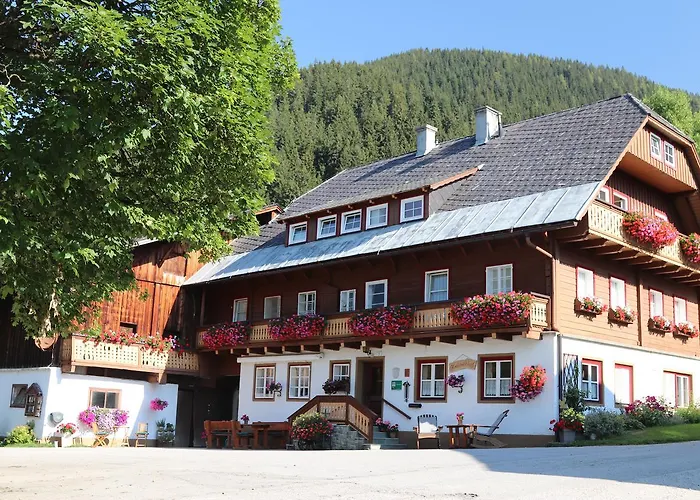 Zeiserhof Farm stay *